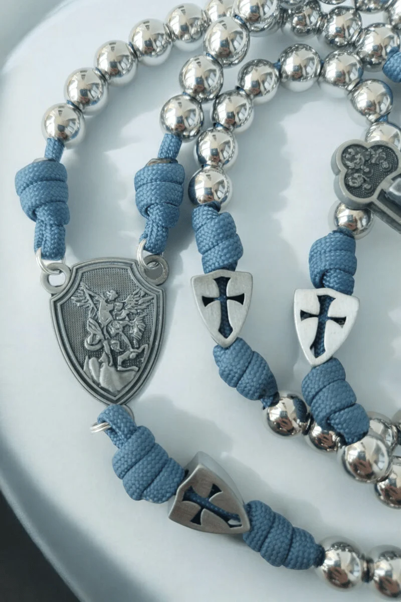 Quis ut Deus - Rosenkranz Paracord - Image 4