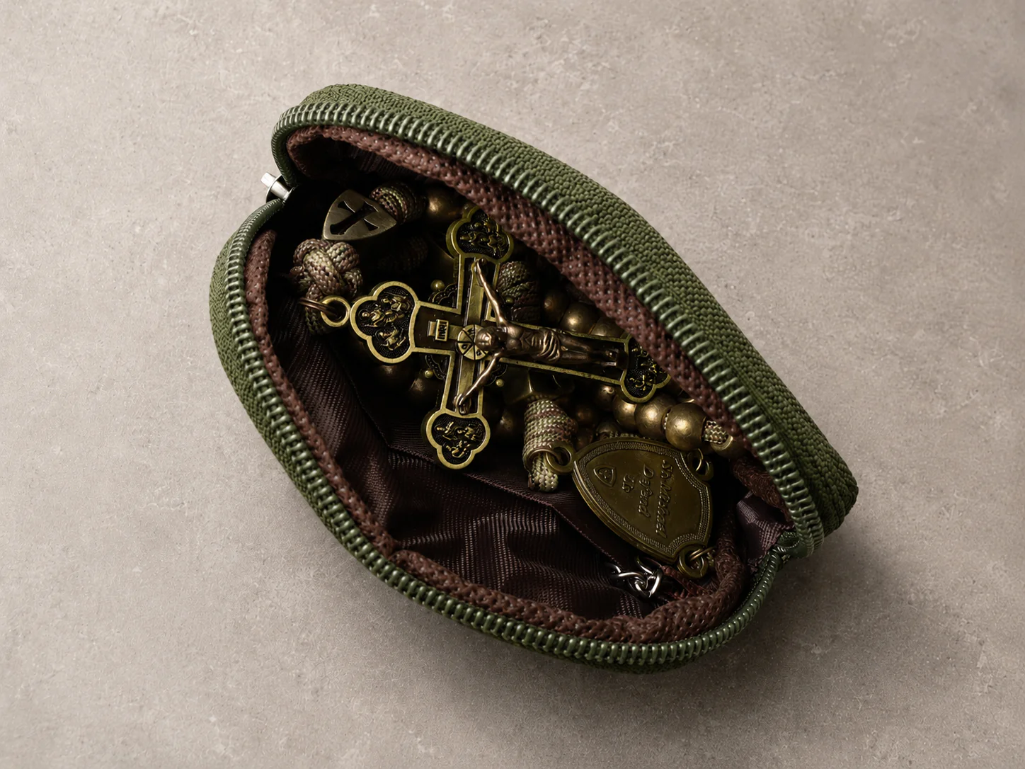 Robuste Rosenkranztasche Olivgrün - Image 4