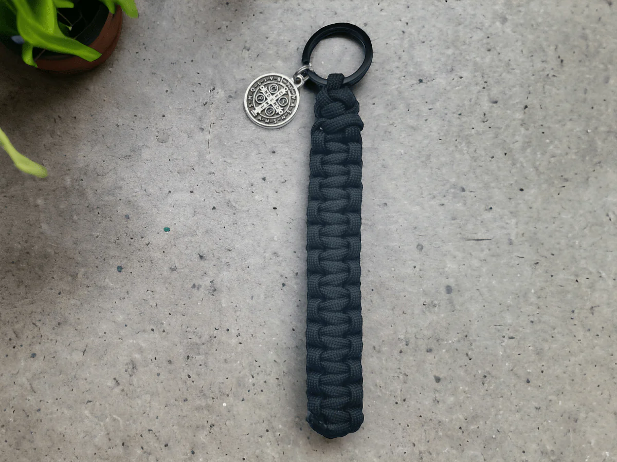 Paracord Schlüsselanhänger camouflage, olive, schwarz - Image 5