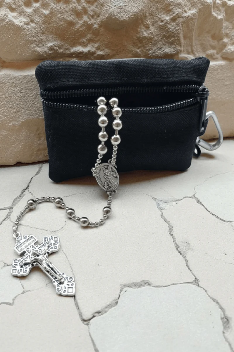 Robuste Rosenkranz Tasche Schwarz – Nylon & Karabiner - Image 3