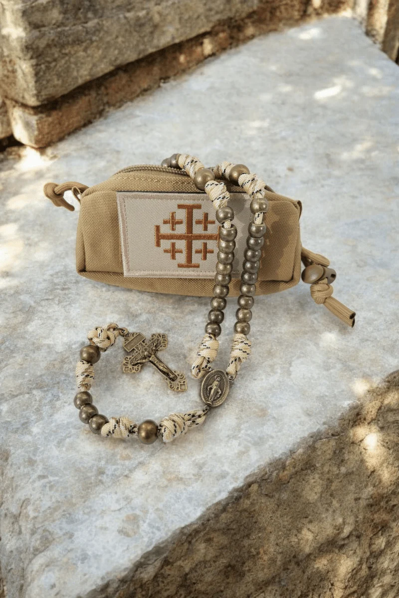Paracord Rosenkranz Tasche Sand – MOLLE & Klett - Image 3