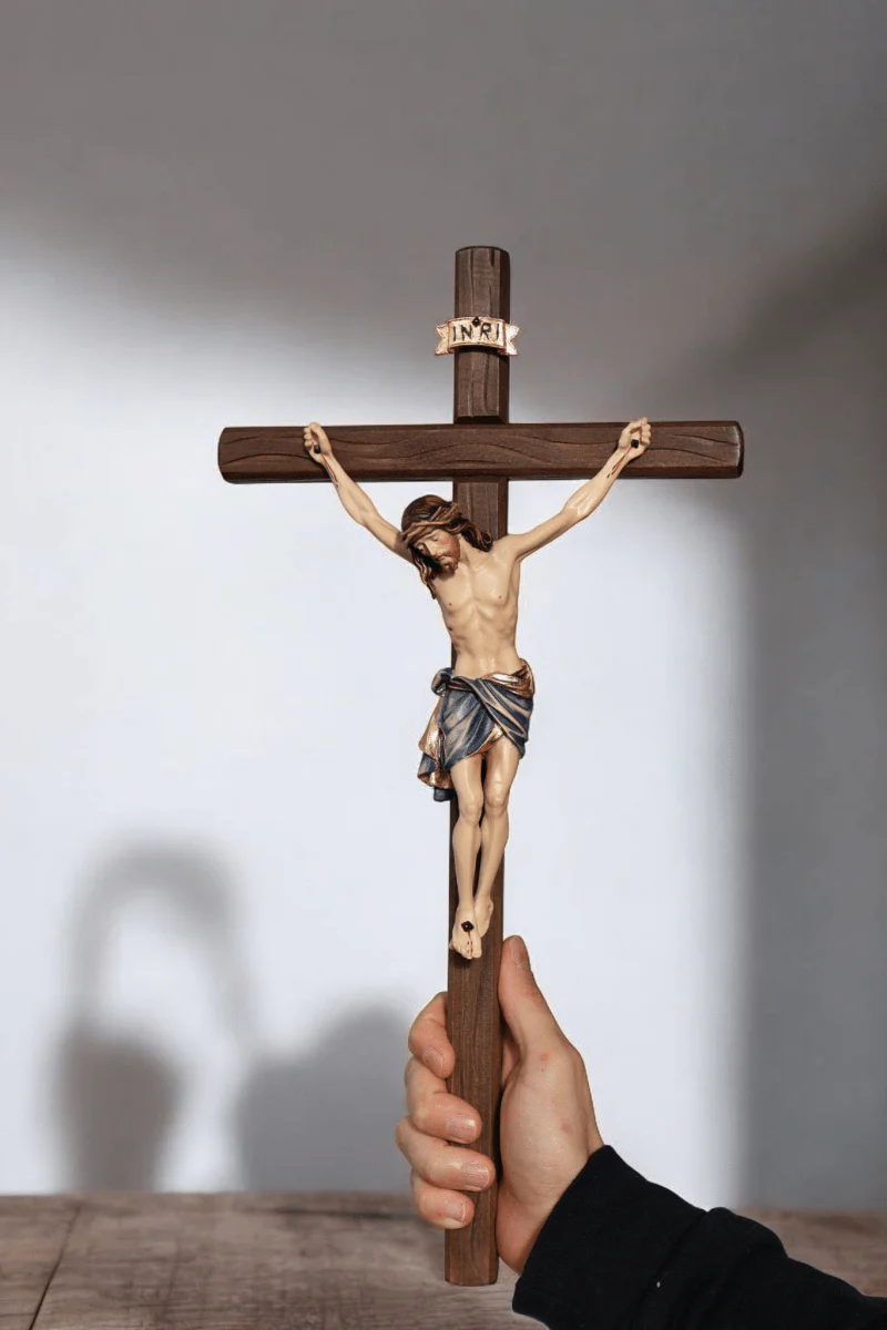 Wandkreuz Siena, handgeschnitzt, Echtholz, 47cm - Image 3